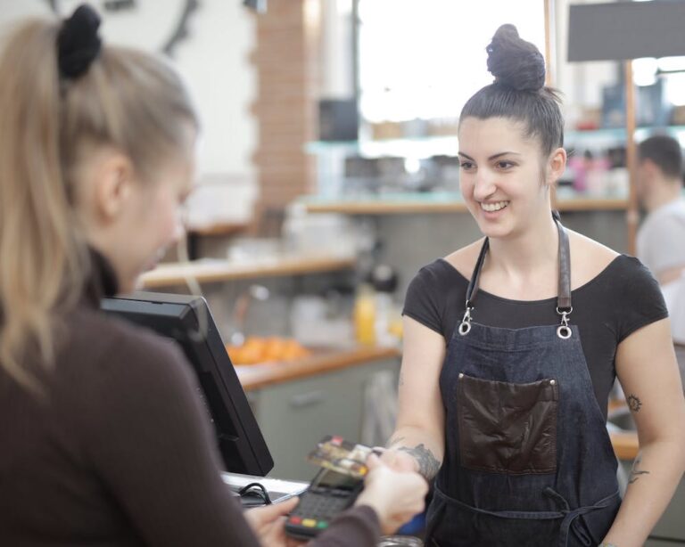 Best No-Annual-Fee Cards With No Foreign Transaction Fees