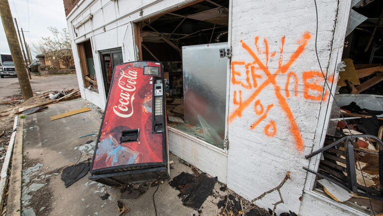 Study Explores Social Media’s Role in Tornado Disaster Communication